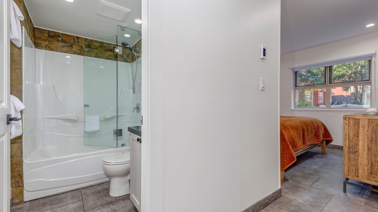 Photo of Bathroom in Whistler Creekside