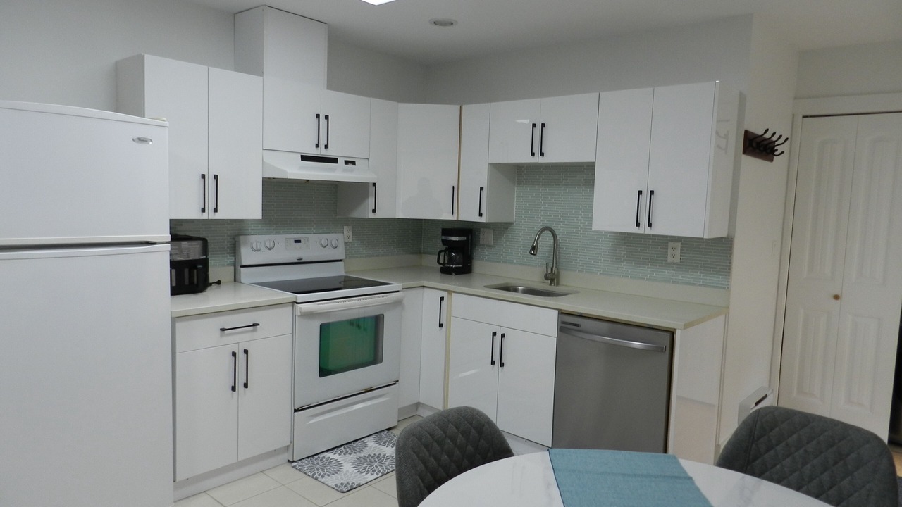 Photo of Kitchen in Renfrew-Collingwood