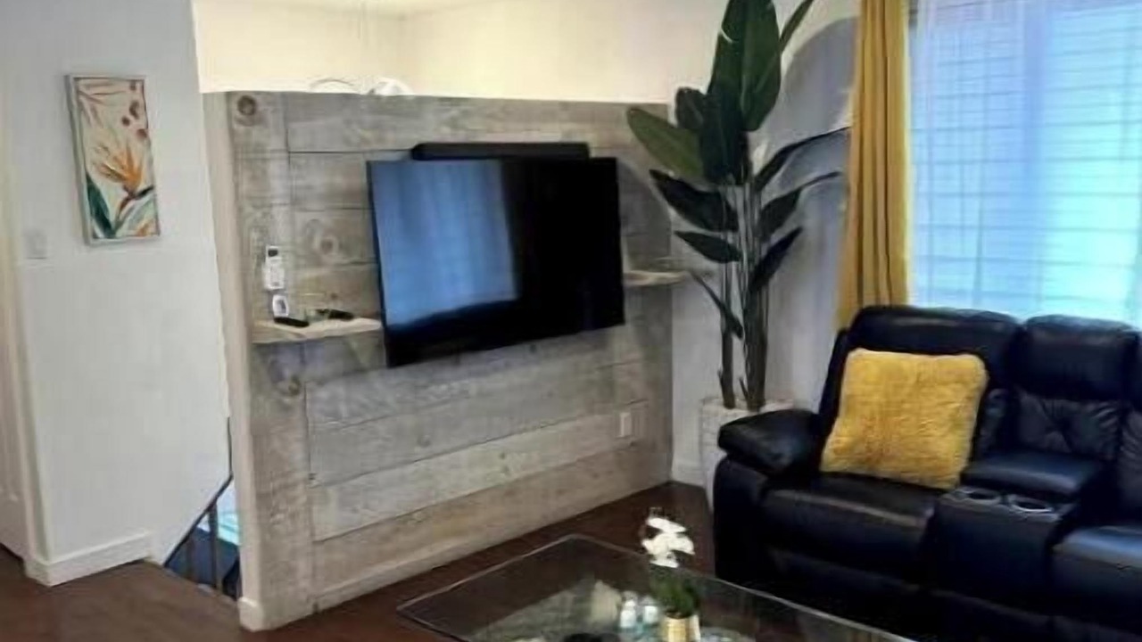 Photo of Livingroom in Chateauguay