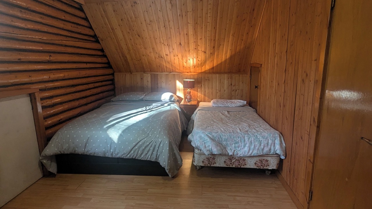 Photo of Bedroom in Rawdon