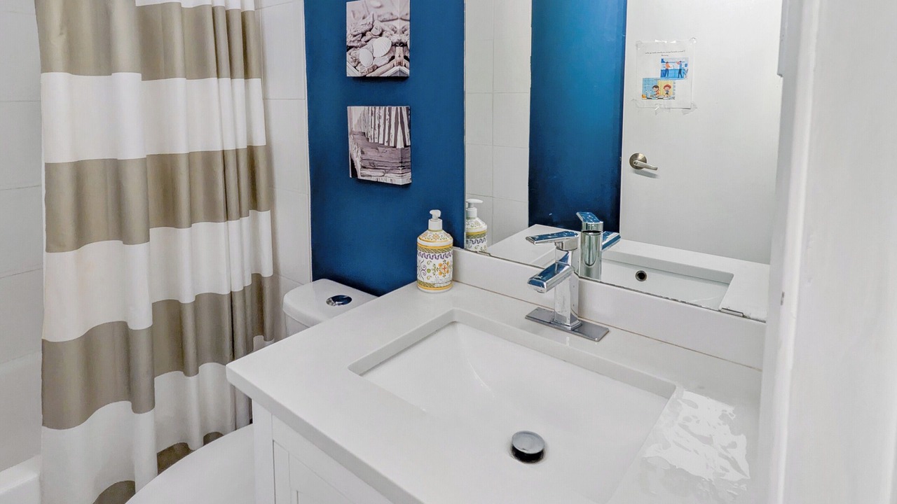 Photo of Bathroom in Sunnyside