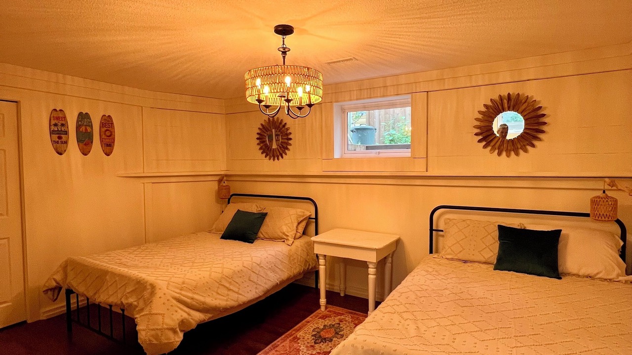 Photo of Bedroom in Division No. 8