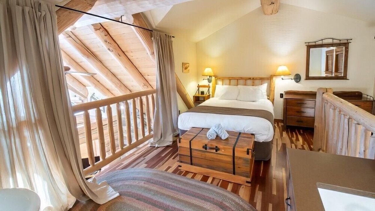 Photo of Bedroom in East Kootenay