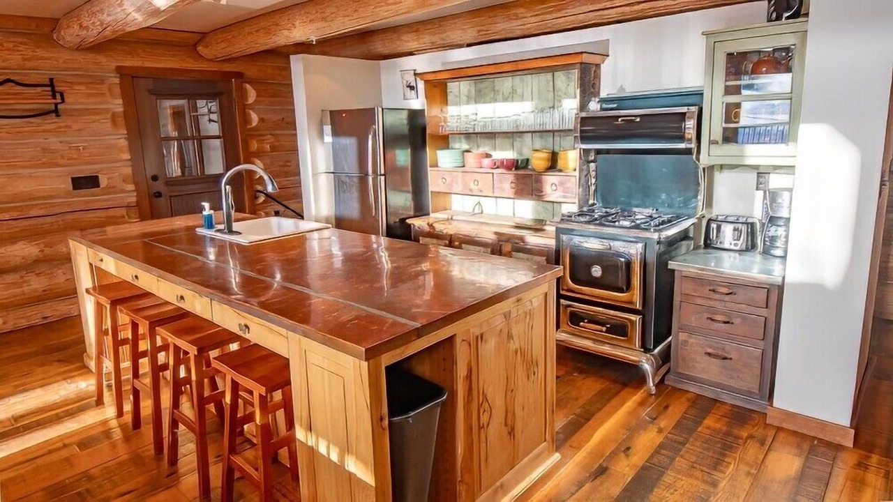 Photo of Kitchen in East Kootenay