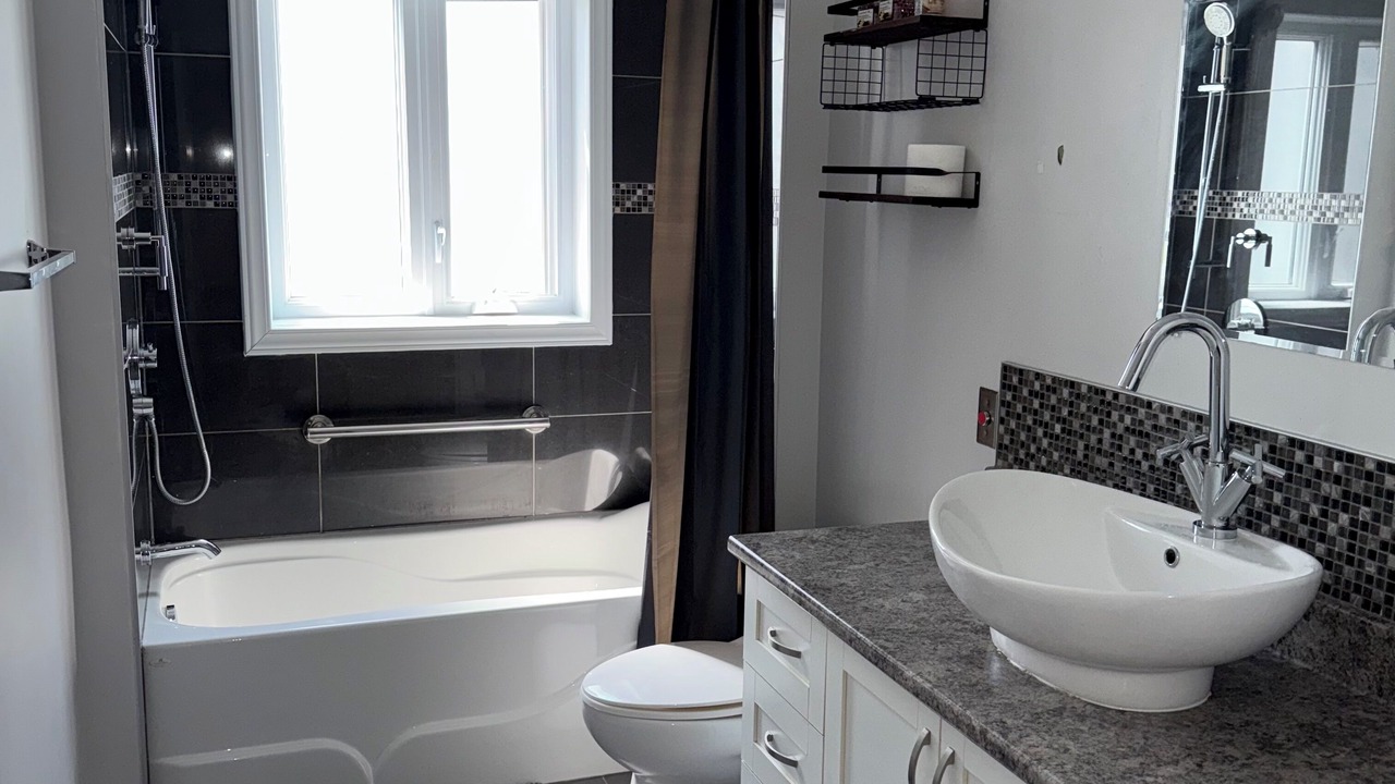 Photo of Bathroom in Sainte-Catherine
