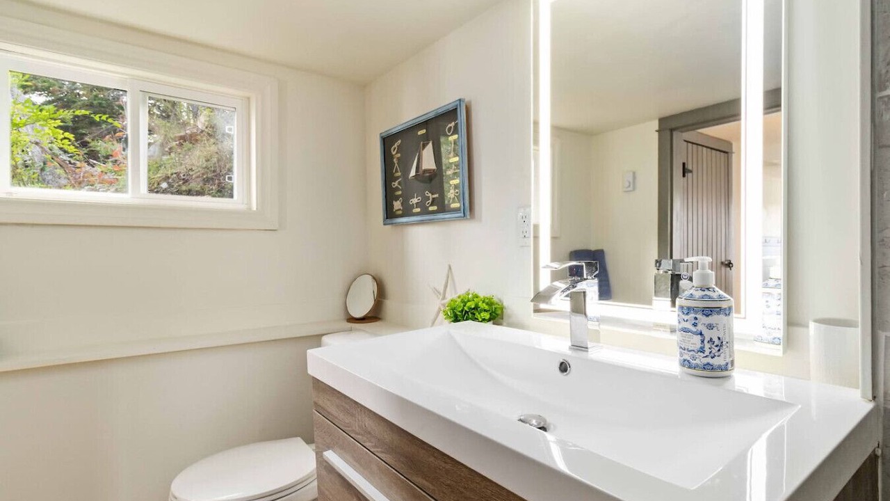 Photo of Bathroom in Masons Point
