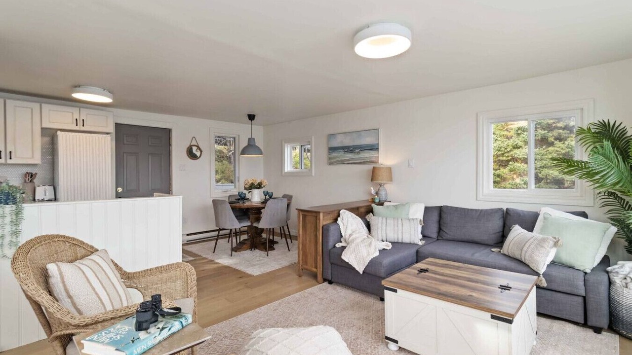 Photo of Livingroom in Masons Point