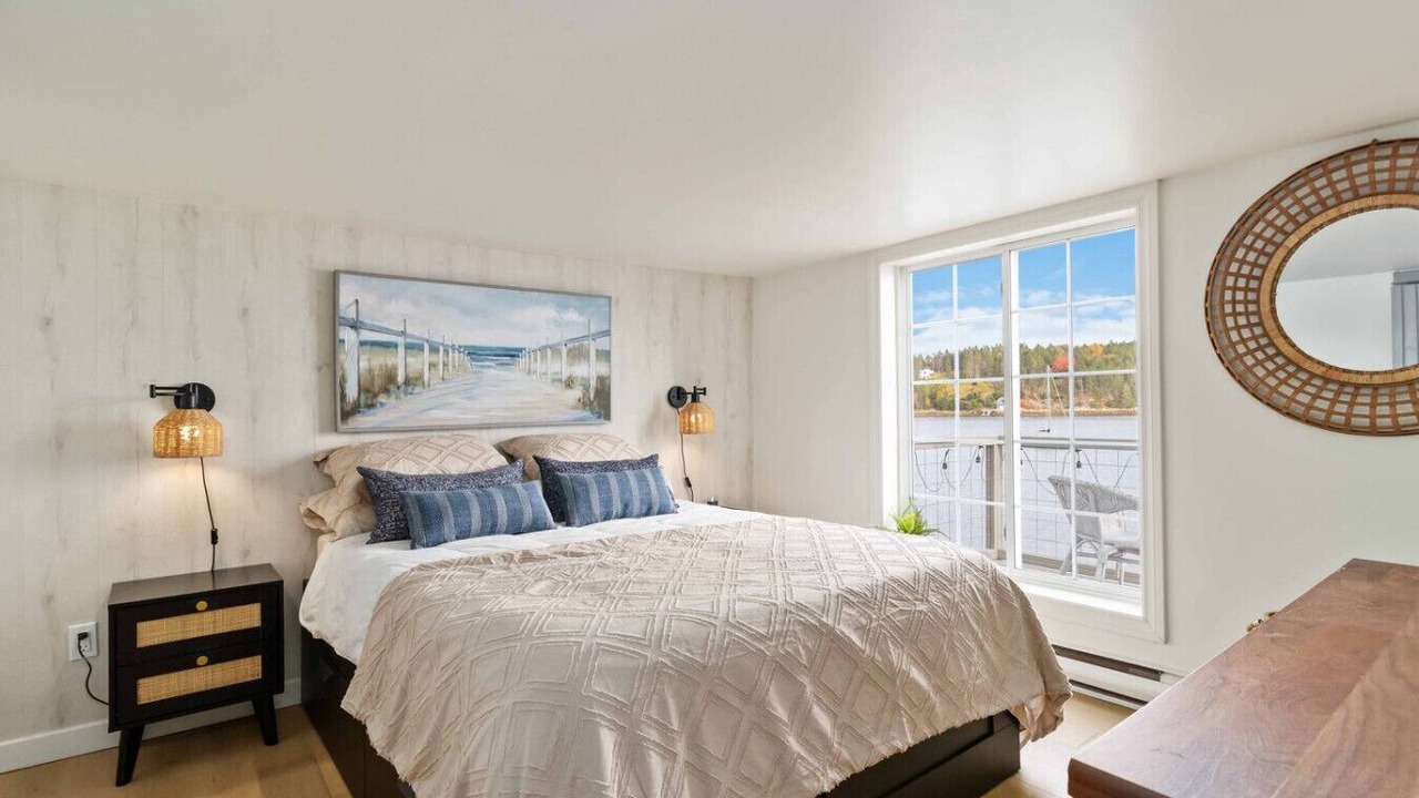 Photo of Bedroom in Masons Point