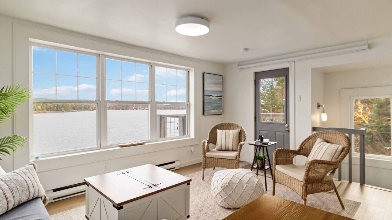 Photo of Livingroom in Masons Point