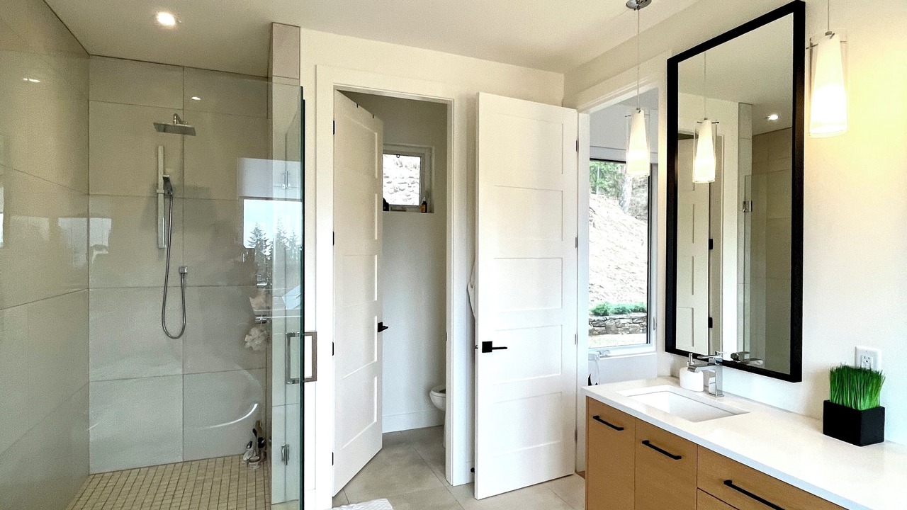 Photo of Bathroom in Southwest Mission