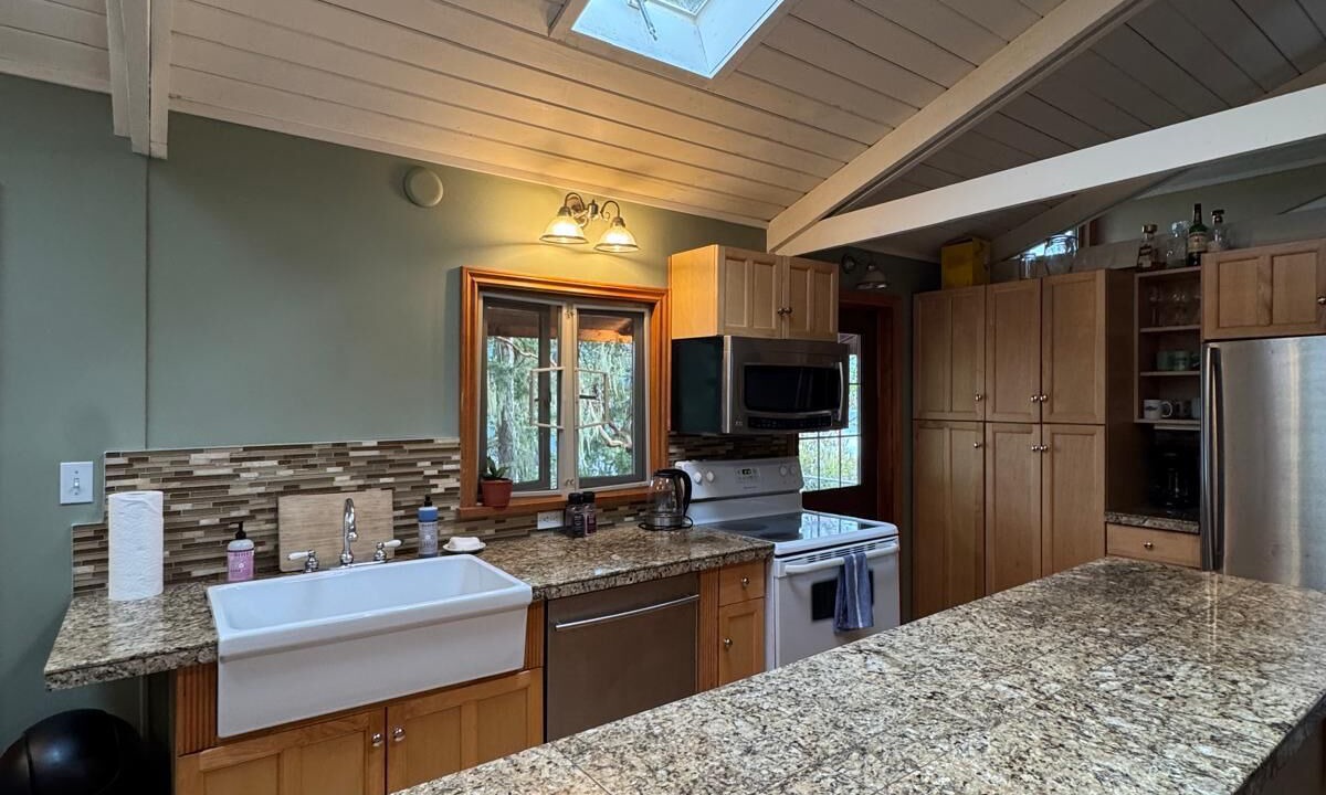Photo of Kitchen in Juan de Fuca Electoral Area