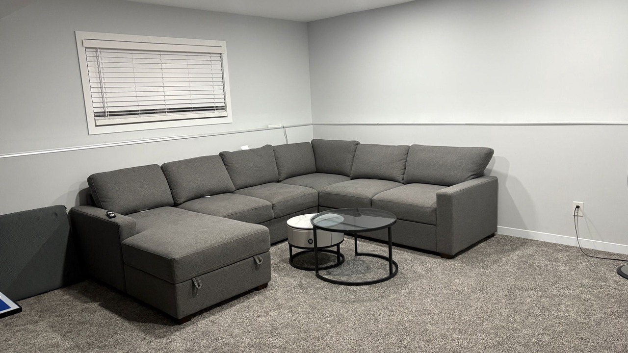 Photo of Livingroom in Winkler