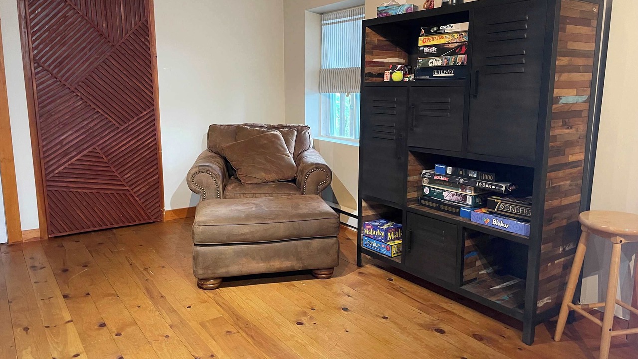 Photo of Livingroom in Amherst