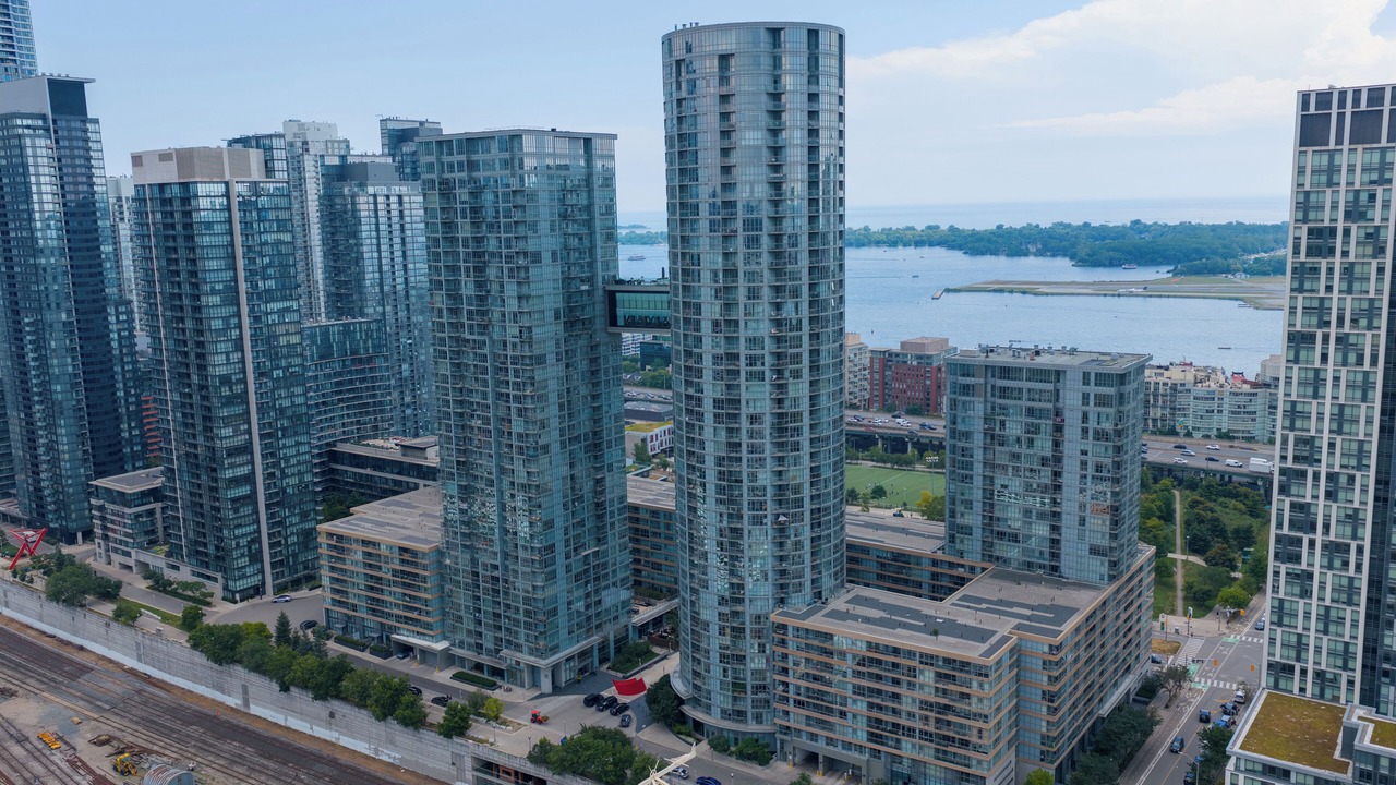 Photo of Outdoor in Wellington Place