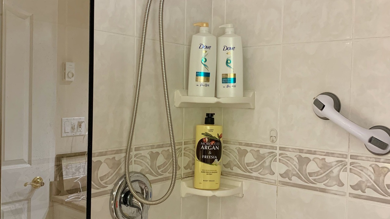 Photo of Bathroom in Regional District of Nanaimo
