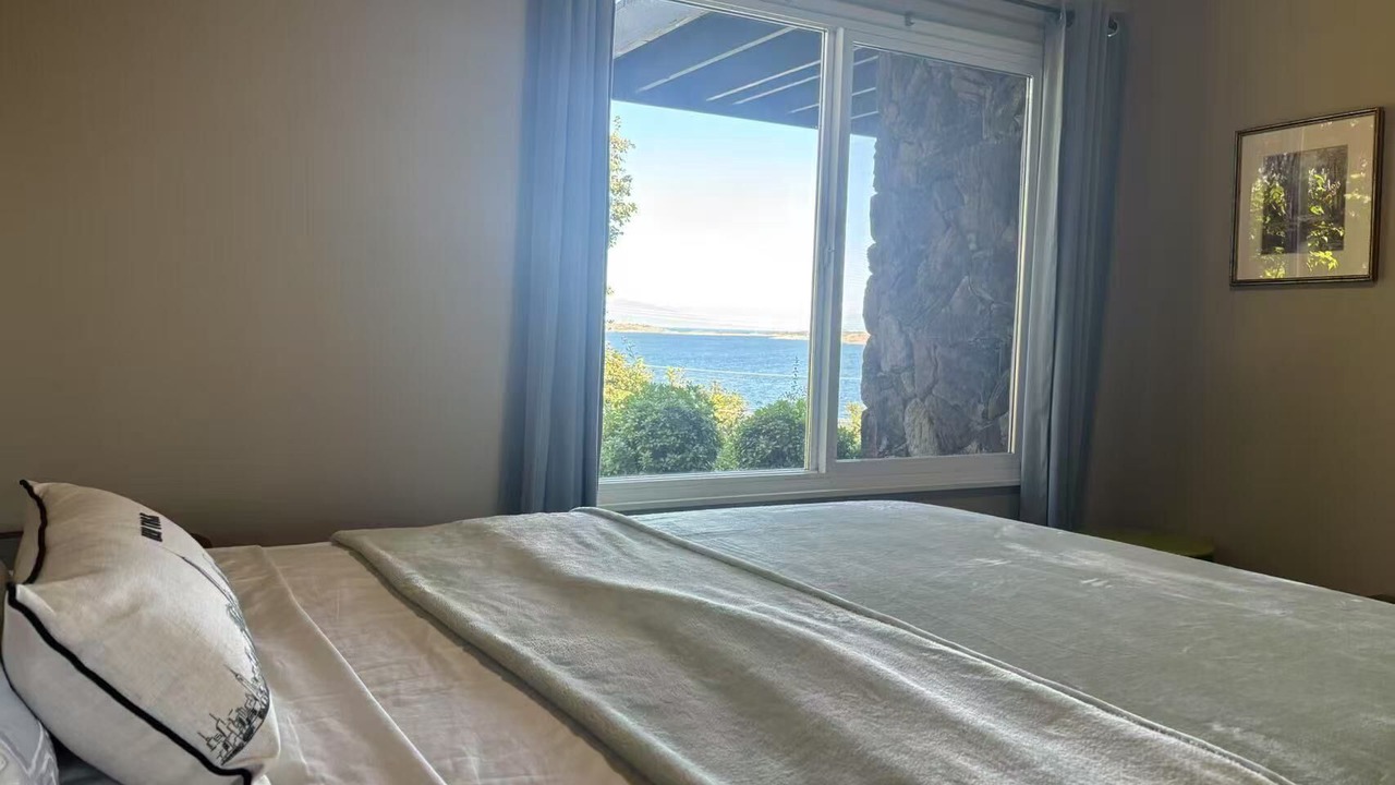 Photo of Bedroom in Regional District of Nanaimo
