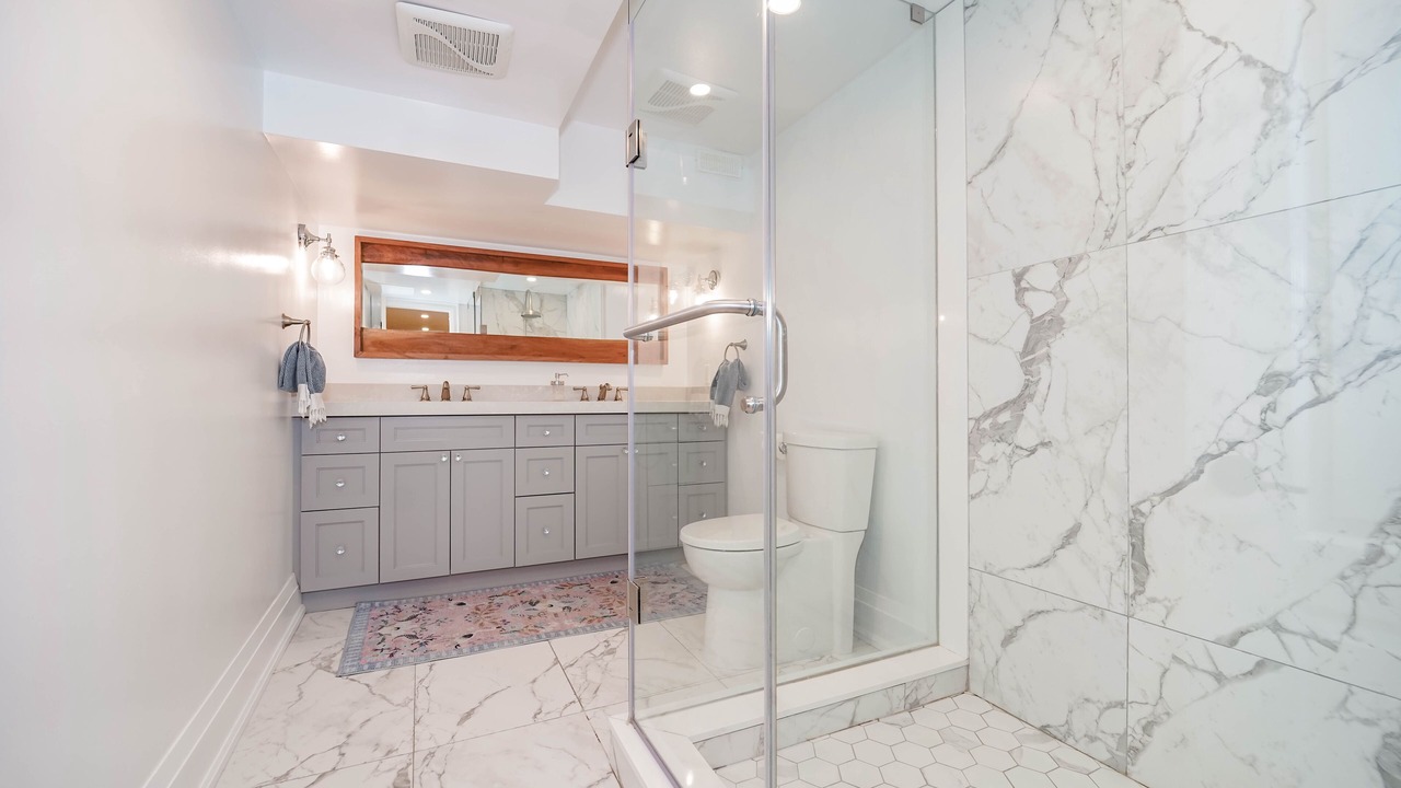 Photo of Bathroom in Aurora