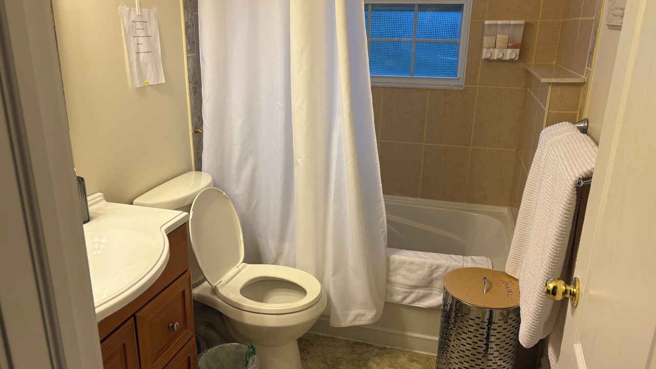 Photo of Bathroom in Colborne