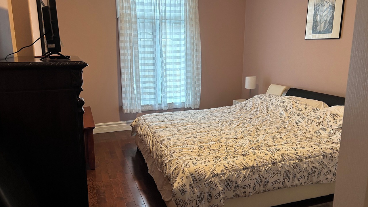 Photo of Bedroom in Colborne