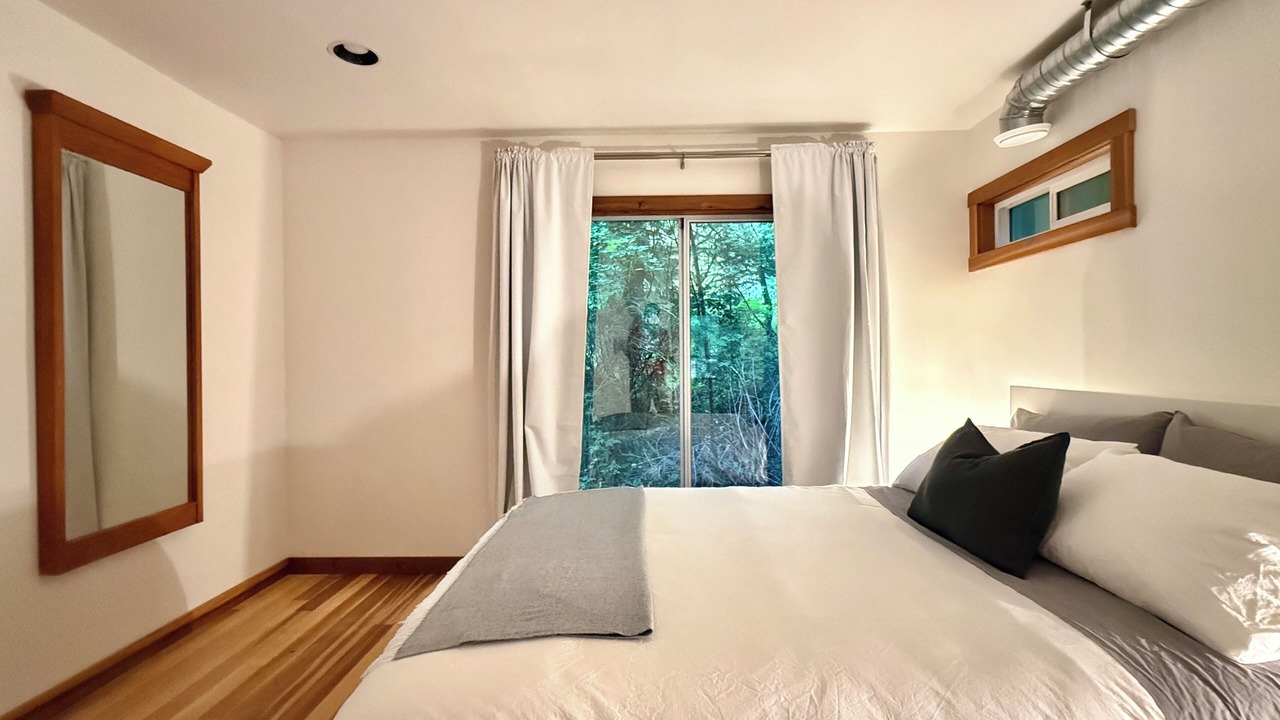 Photo of Bedroom in Tofino