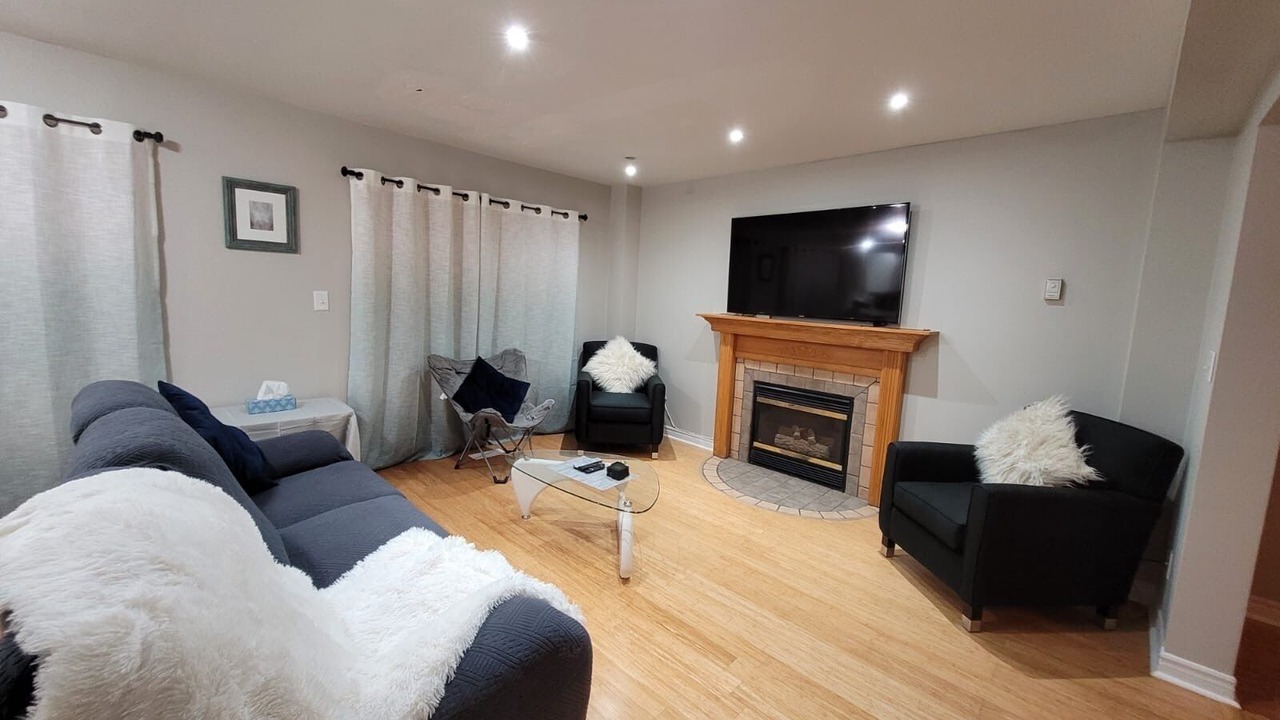 Photo of Livingroom in Barrie