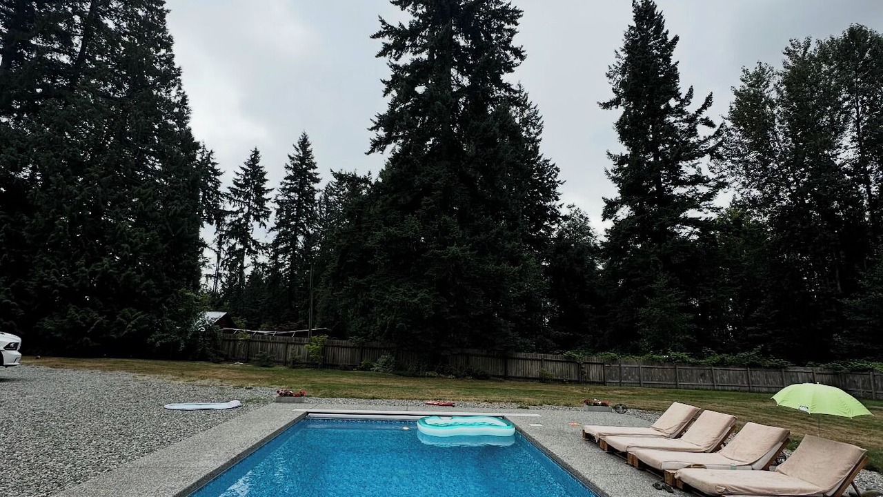 Photo of Outdoor in Gibsons
