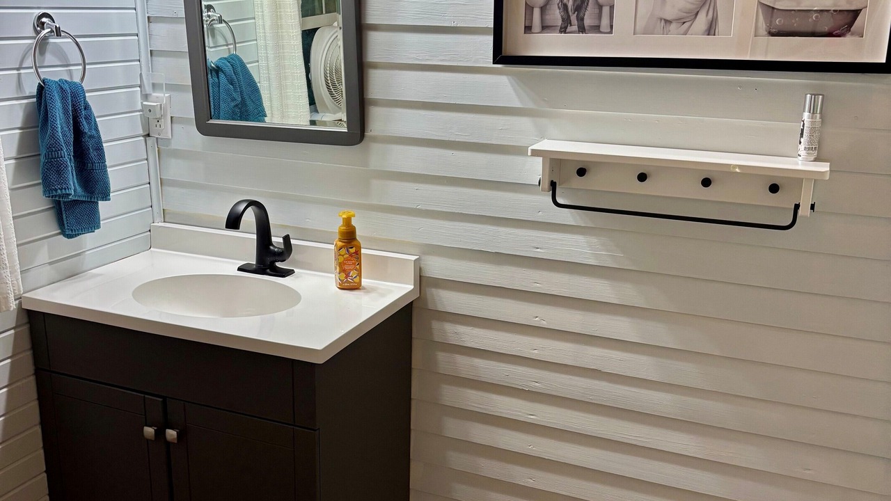 Photo of Bathroom in Victoria Beach