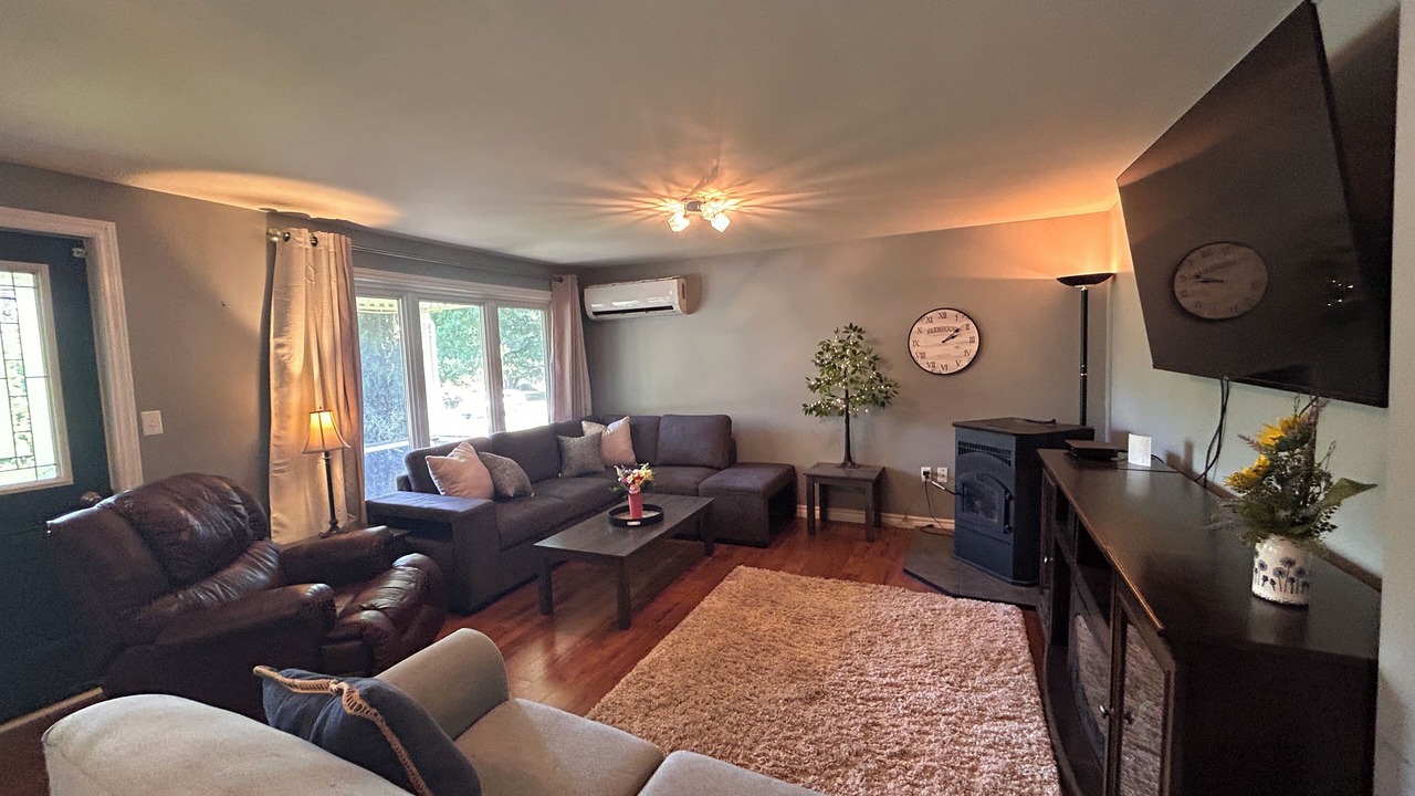 Photo of Livingroom in Summerside