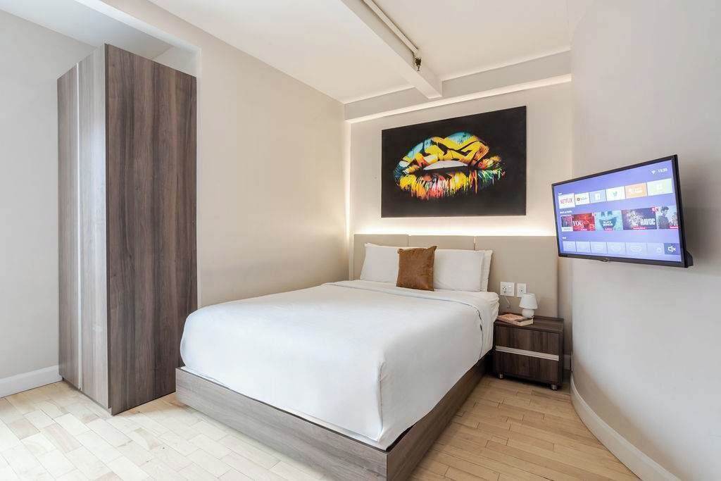 Photo of Bedroom in Gay Village