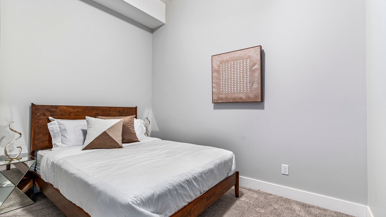 Photo of Bedroom in Lower Sumas Mountain