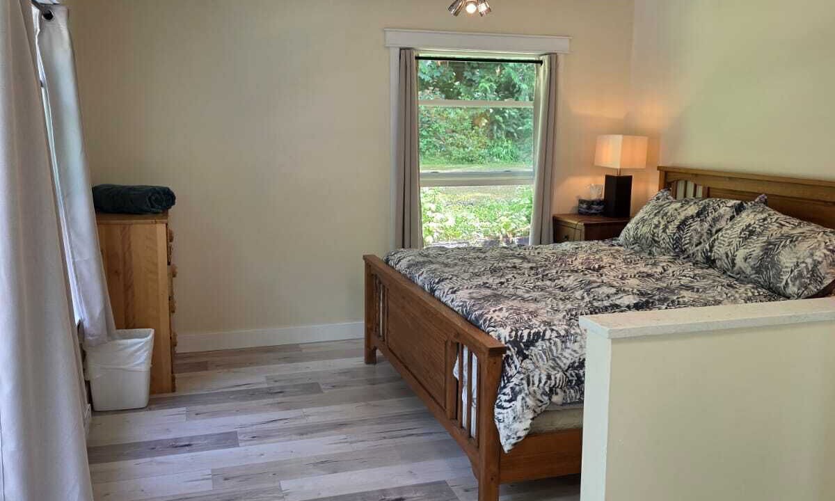 Photo of Bedroom in Sproat Lake