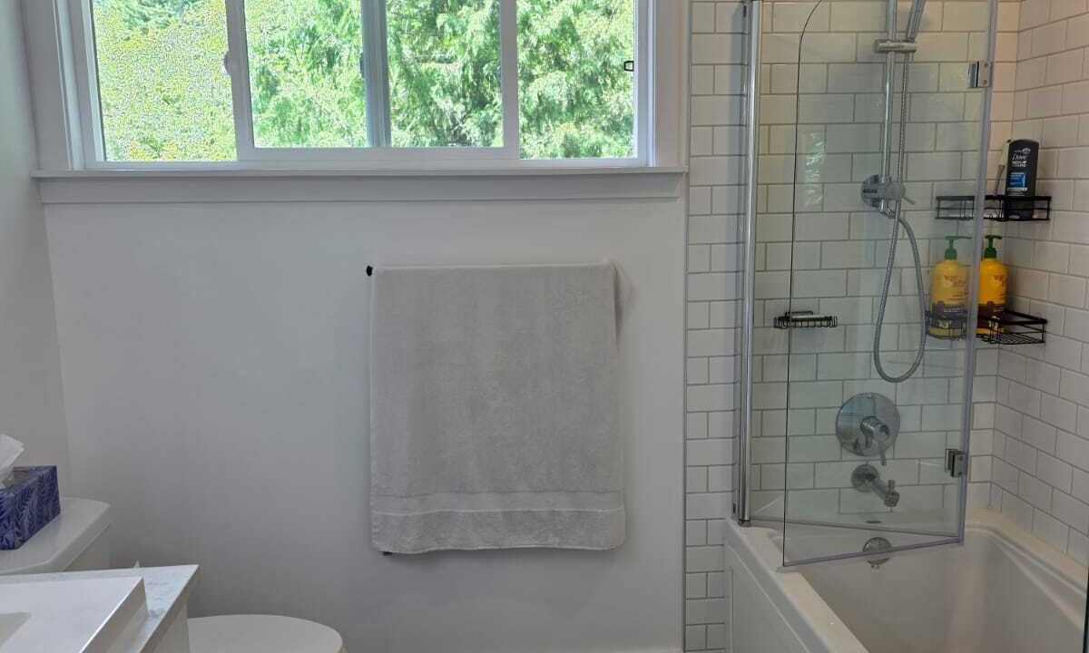 Photo of Bathroom in Sproat Lake