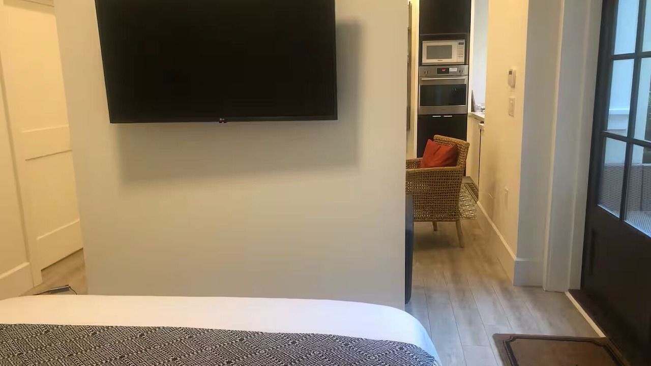 Photo of Bedroom in Shaughnessy