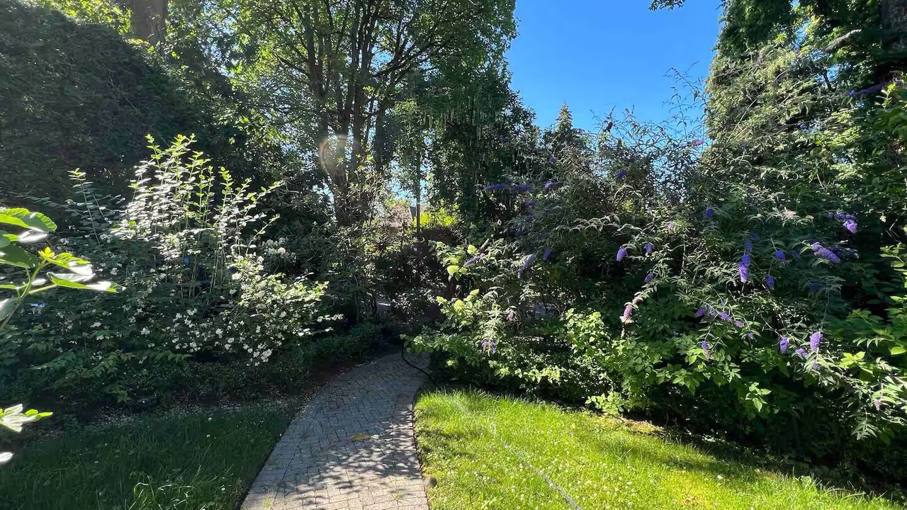 Photo of Outdoor in Shaughnessy