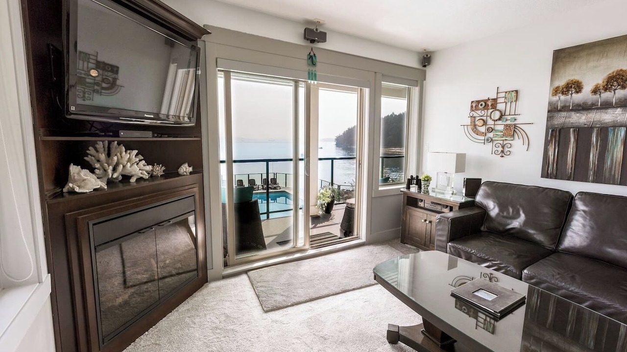 Photo of Bedroom in North Oyster