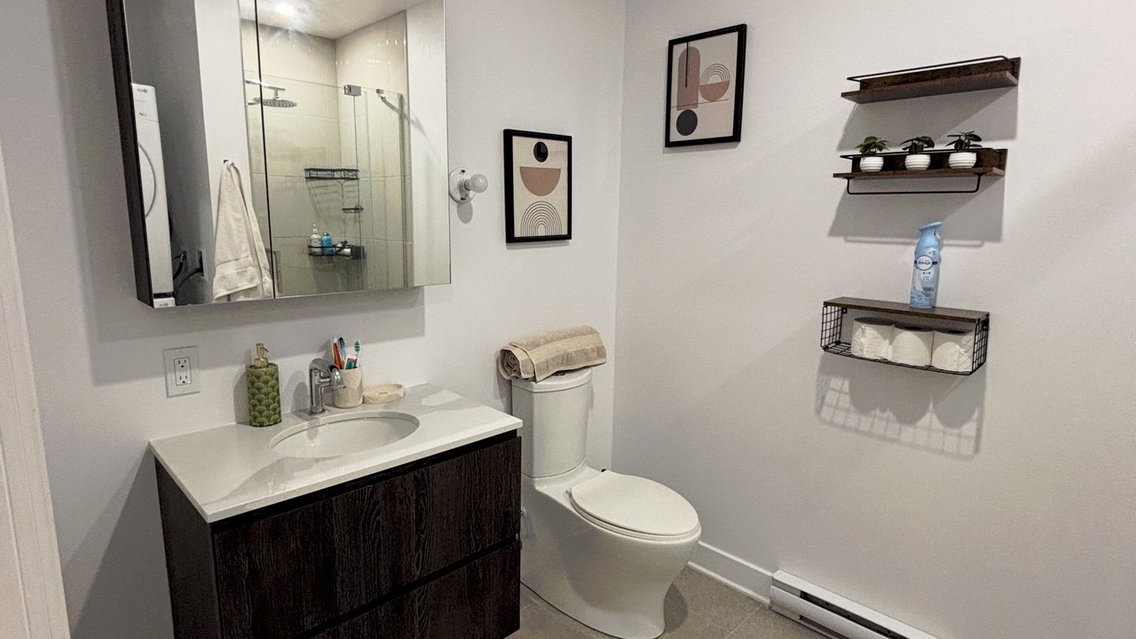 Photo of Bathroom in Griffintown