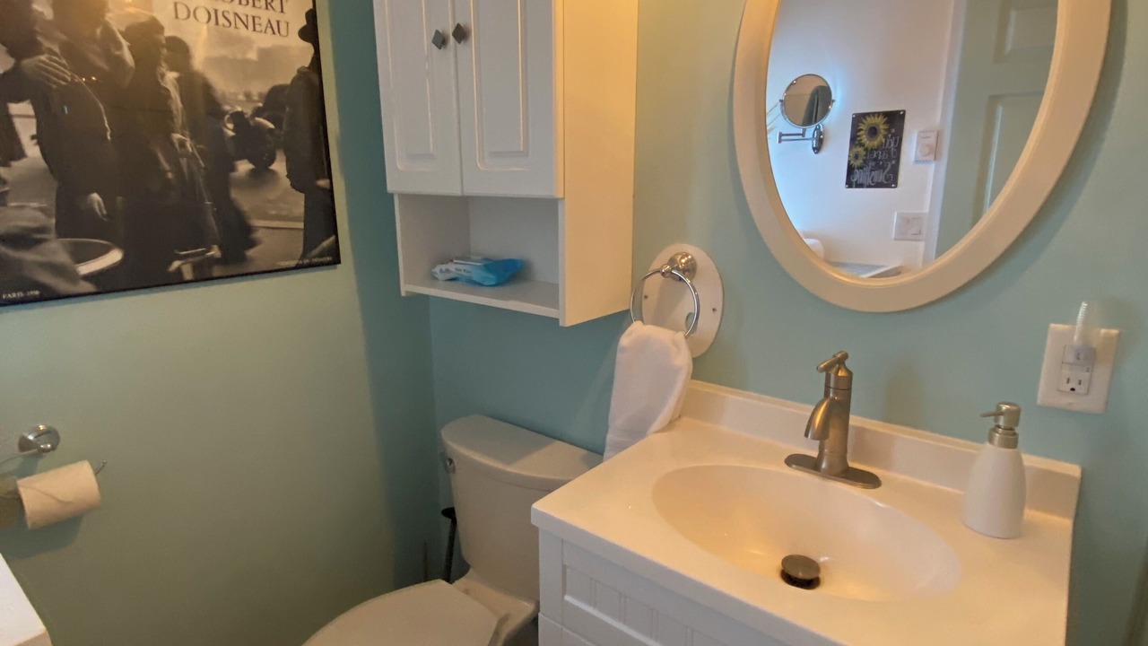 Photo of Bathroom in Kaslo