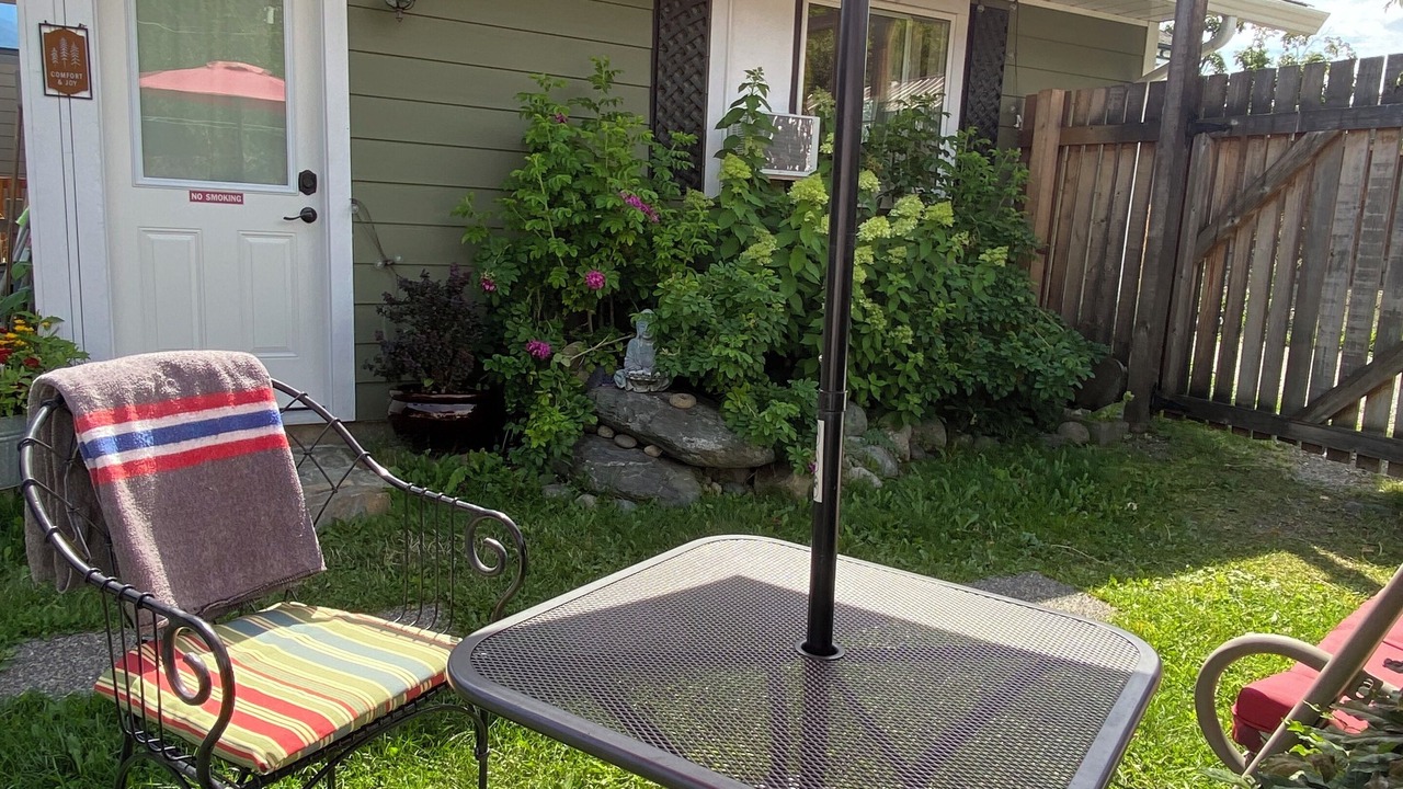 Photo of Patio Balcony in Kaslo
