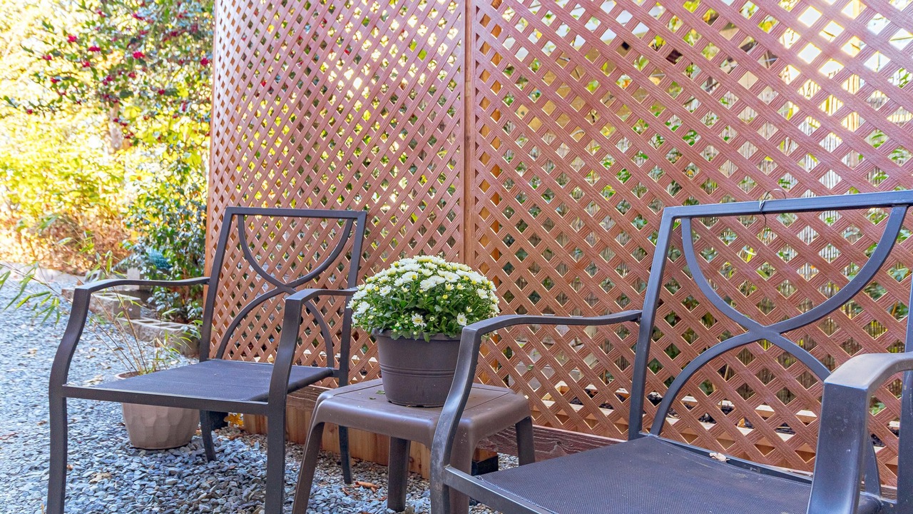 Photo of Outdoor in Saanich East