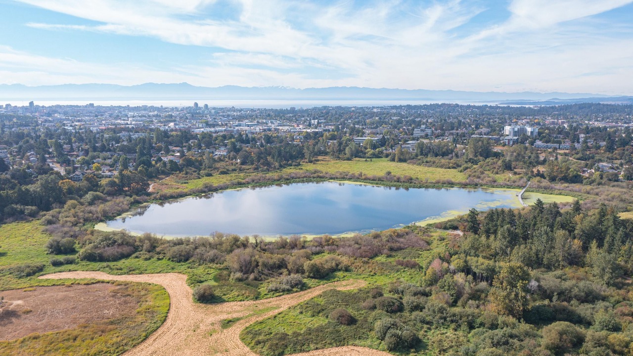 Photo of Outdoor in Saanich East