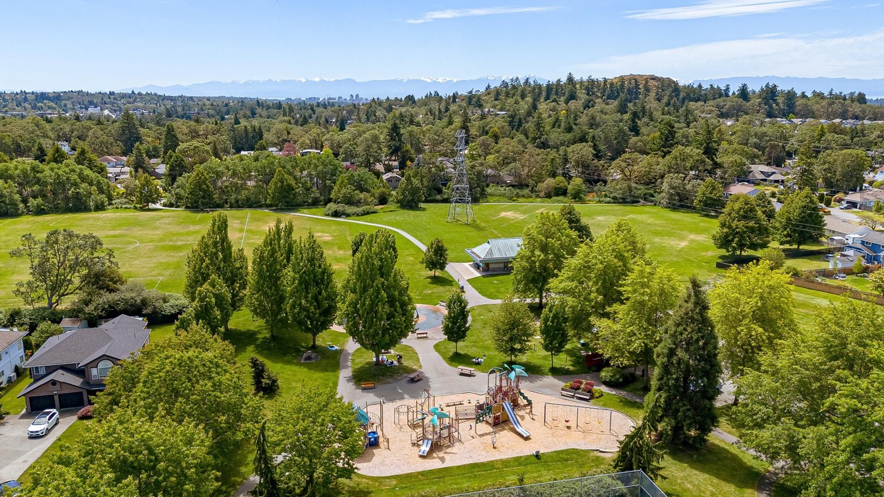 Photo of Outdoor in Saanich East