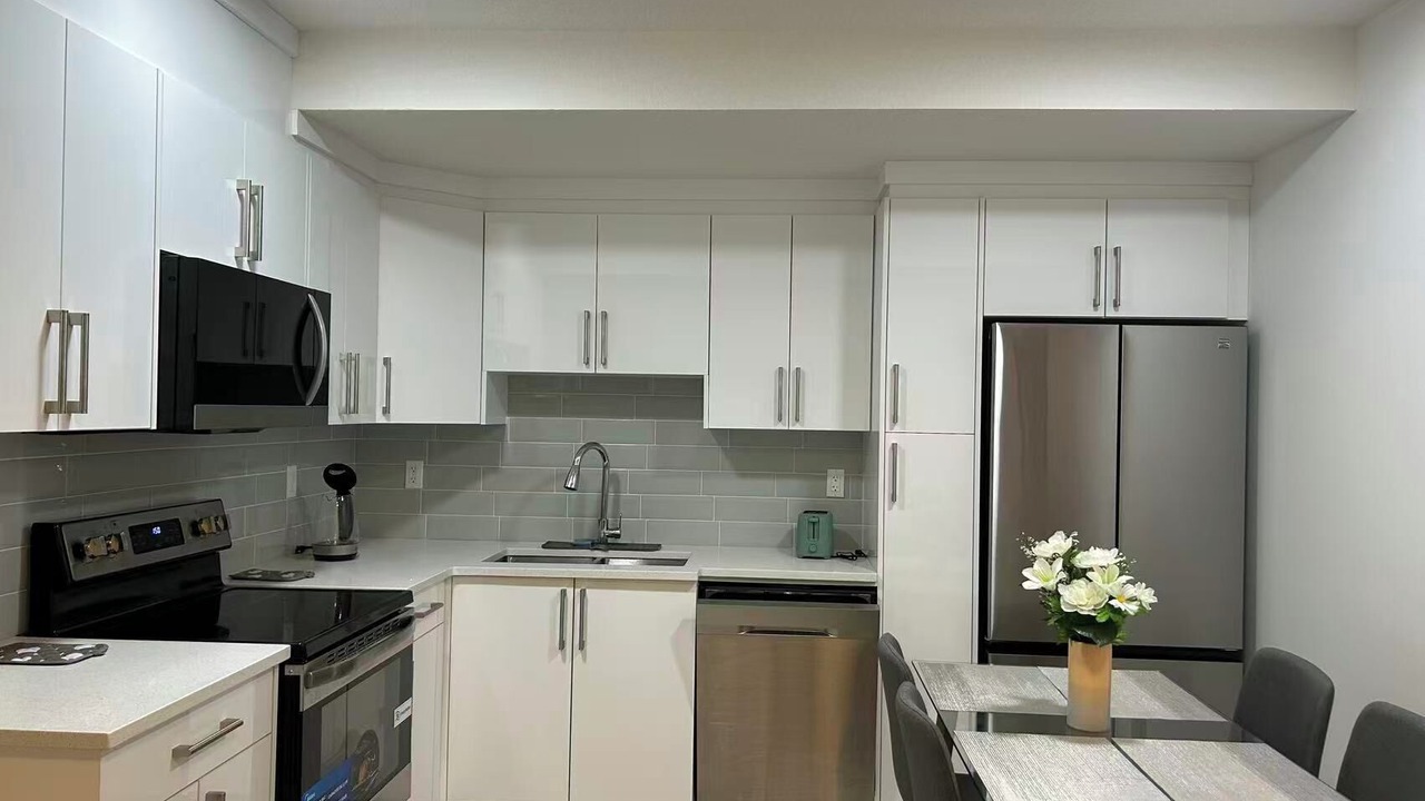 Photo of Kitchen in Southeast Calgary