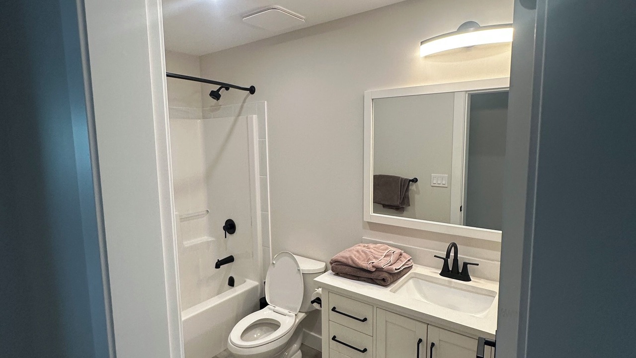 Photo of Bathroom in West Porpoise Bay