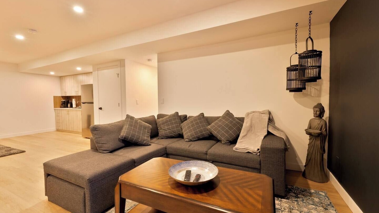 Photo of Livingroom in Airdrie