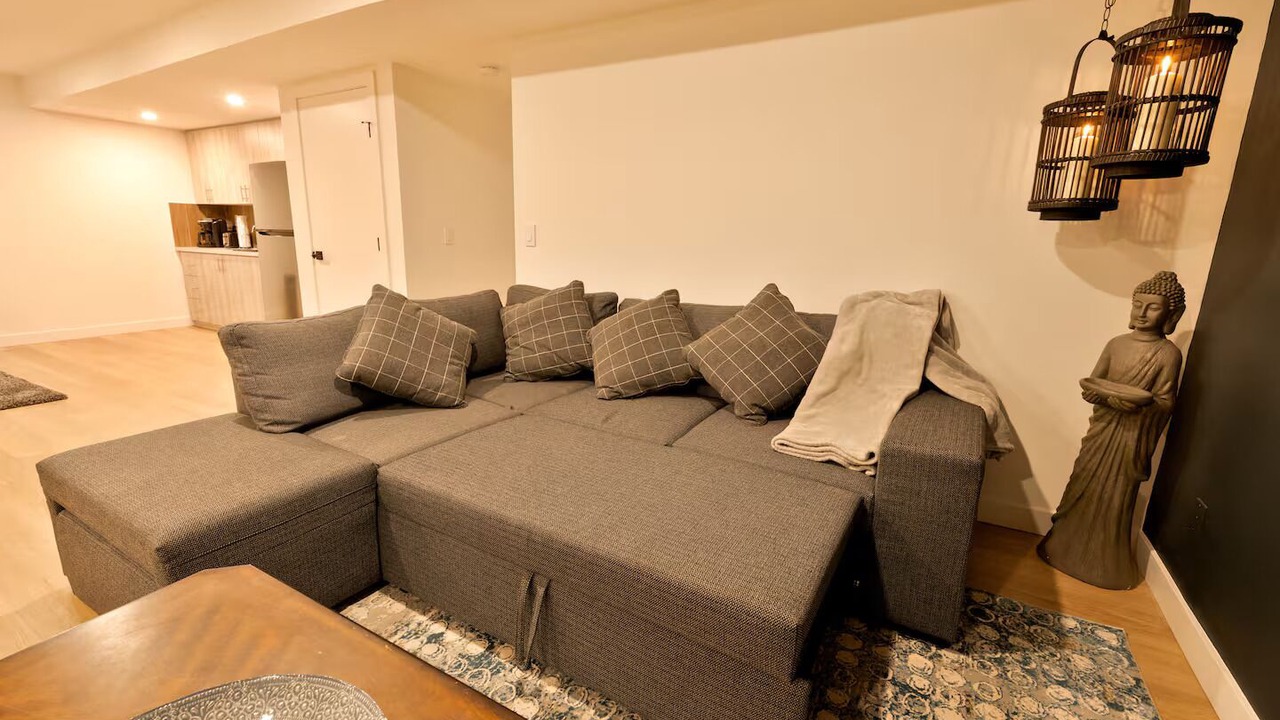 Photo of Livingroom in Airdrie