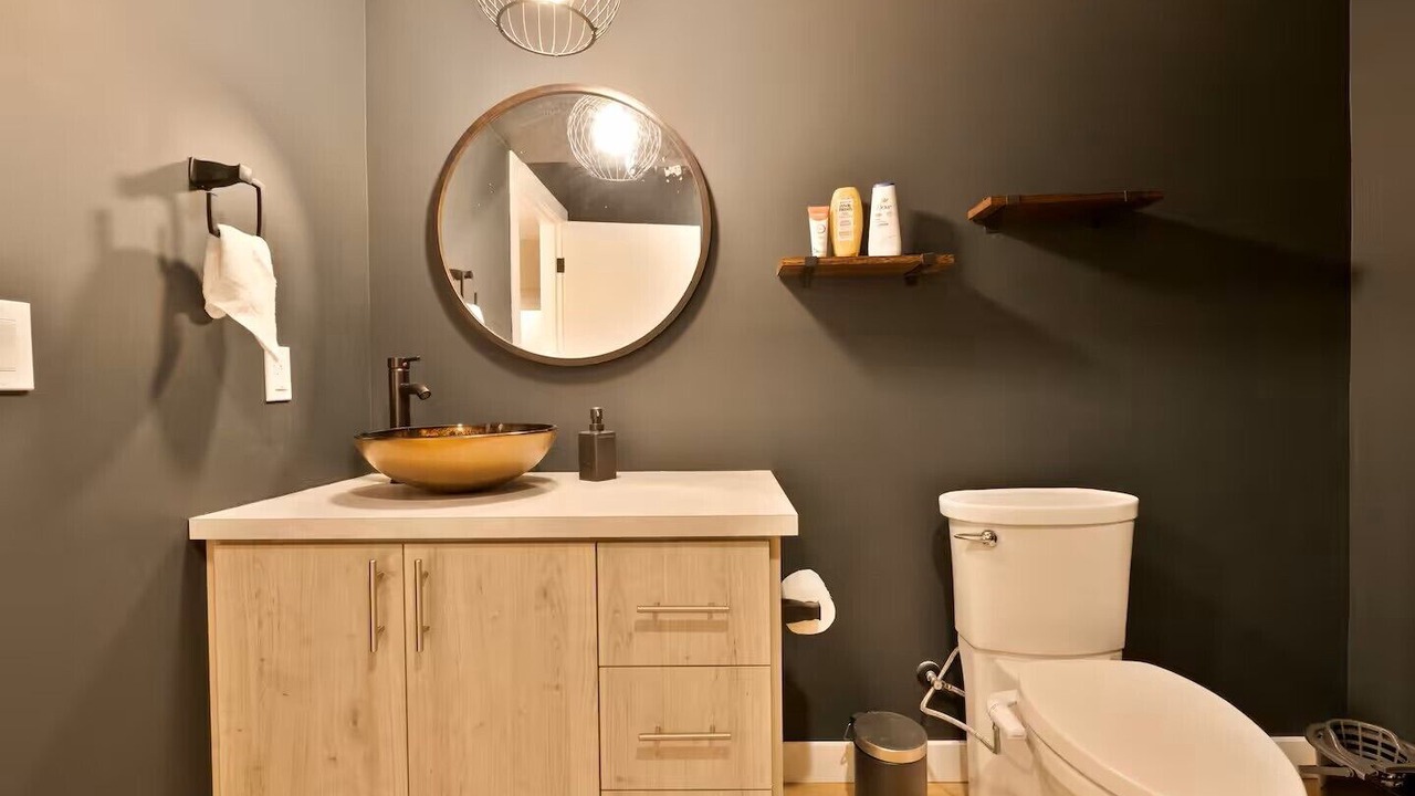 Photo of Bathroom in Airdrie