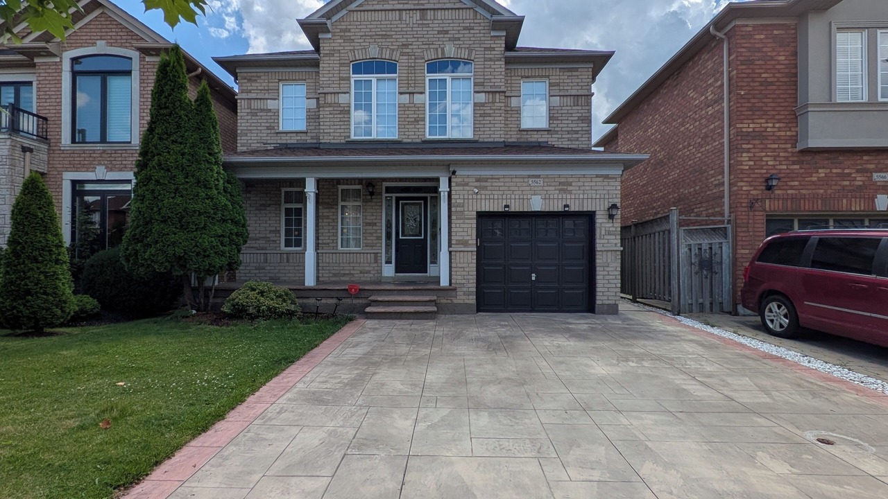 Photo of Outdoor in Churchill Meadows