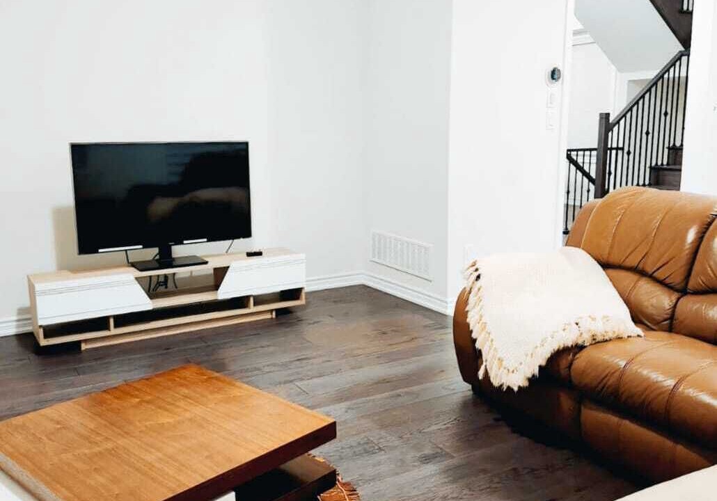 Photo of Livingroom in Wasaga Beach