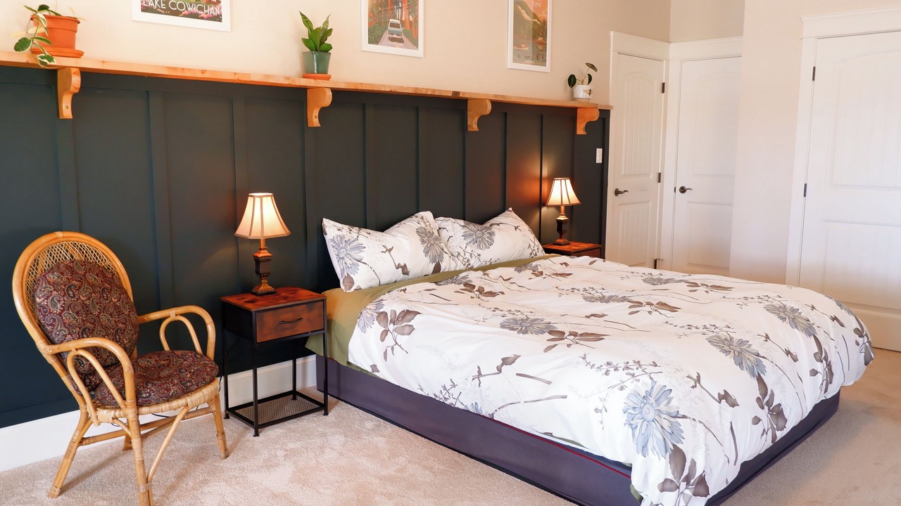 Photo of Bedroom in Mill Bay