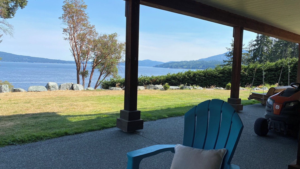 Photo of Patio Balcony in Mill Bay
